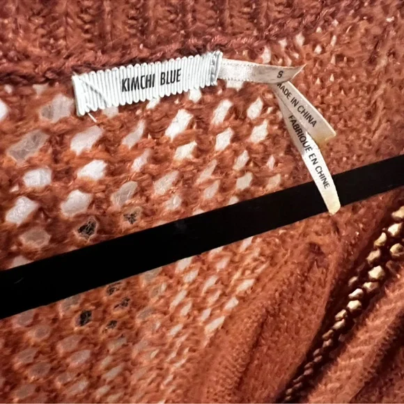 Urban Outfitters Kimchi Rose
Open Knit Oversize Sweater
Womens - Picture 3 of 3